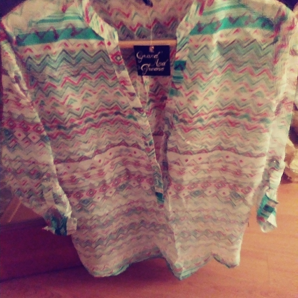 Pullover top